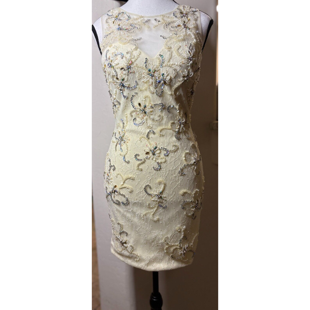 LUCCI LU Ivory Lace Sequin Jewel Mini Dress Size 2 MSRP $299